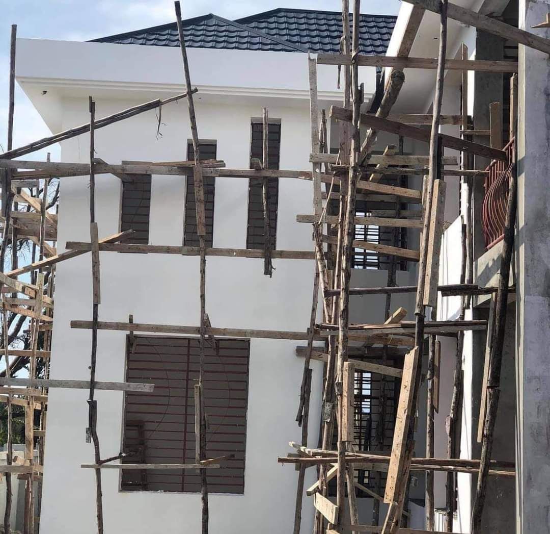 Kikuyu maisonette - taking shape as a home