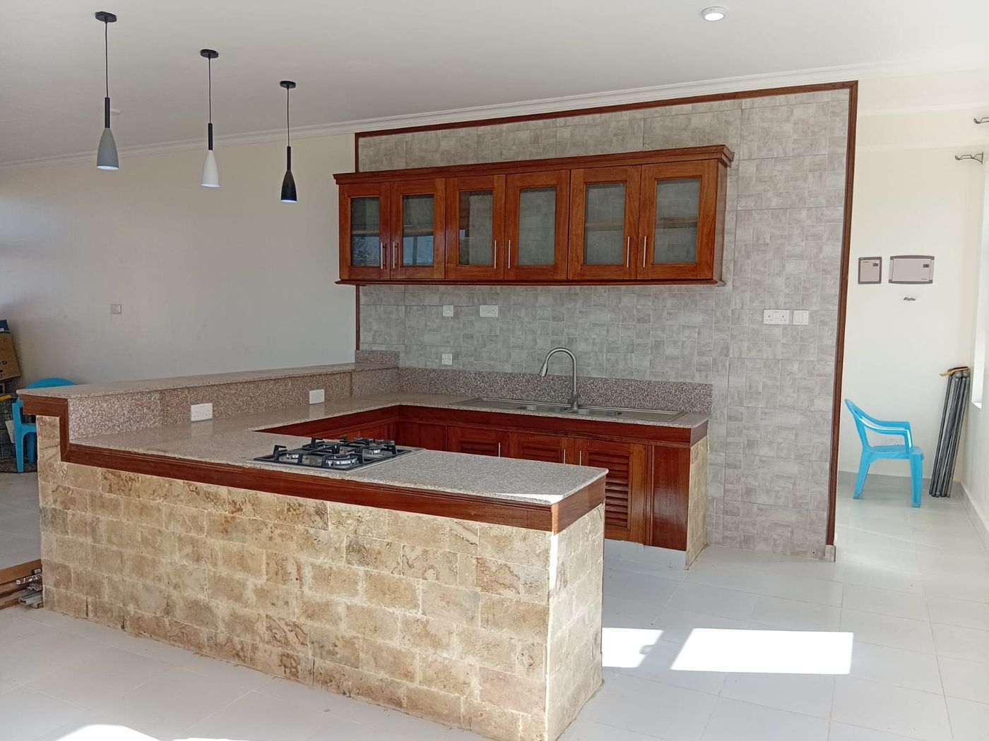 Kilifi interior fit-out - kitchen with breakfast bar